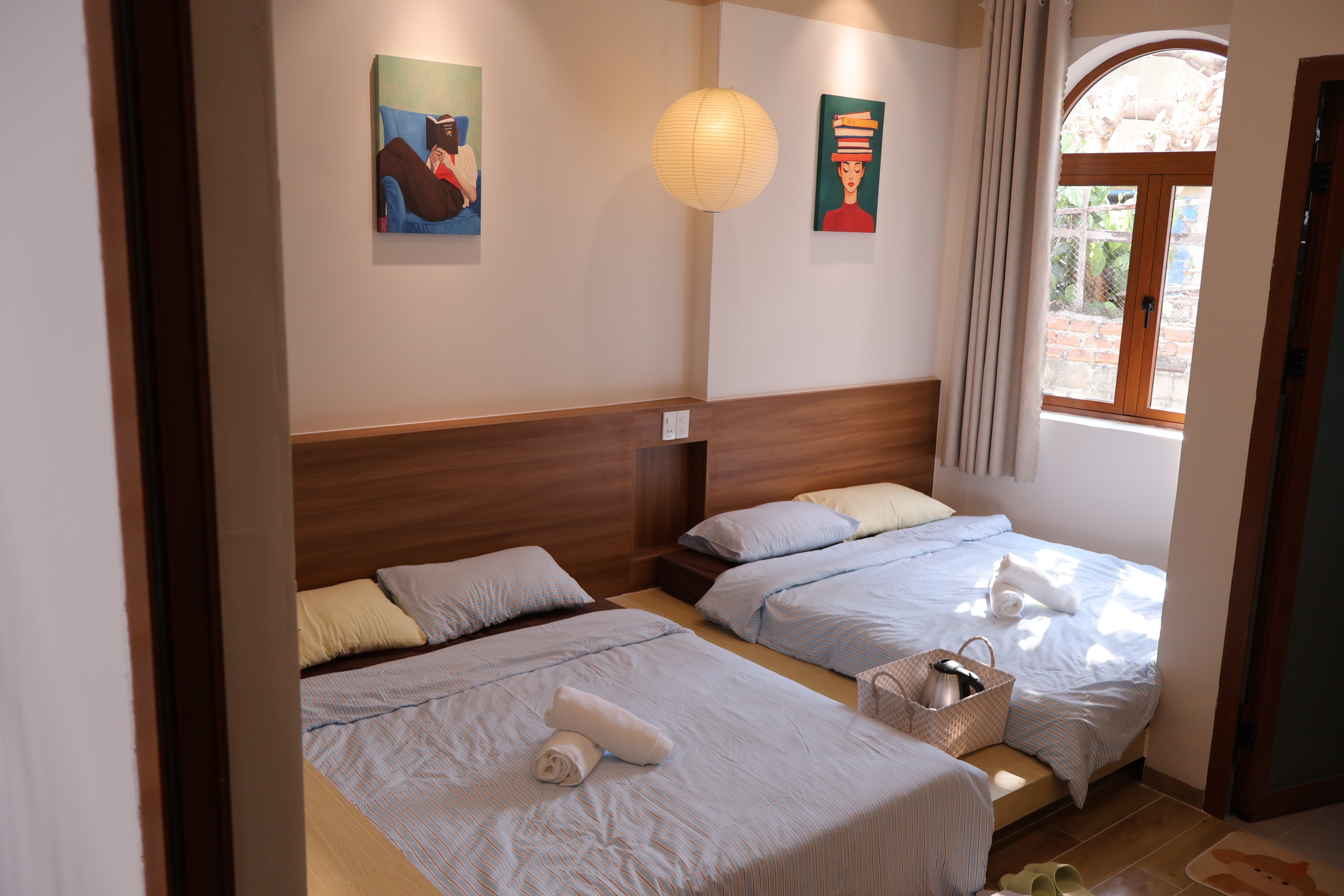 Phòng 1 – twin beds